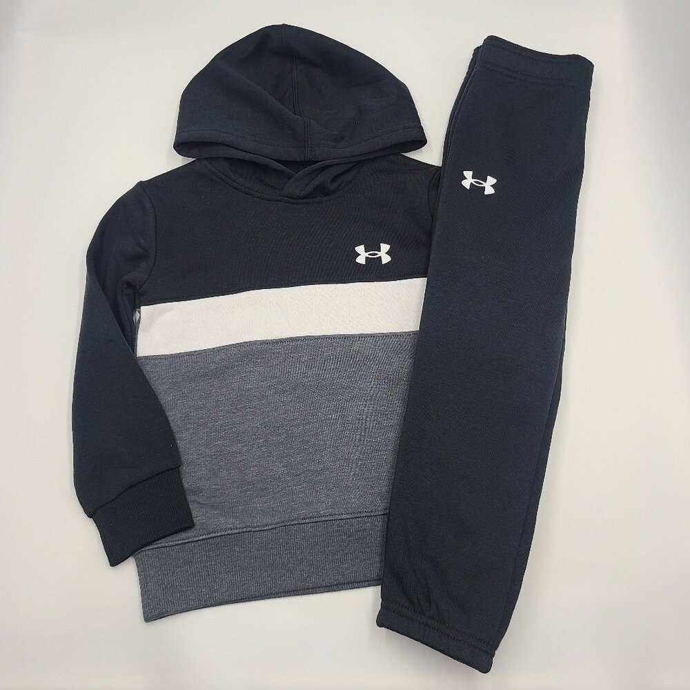 NEW Under Armour boys' sweatsuit size 4